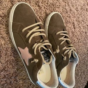 EEUC Vintage Havana Shoes size 8